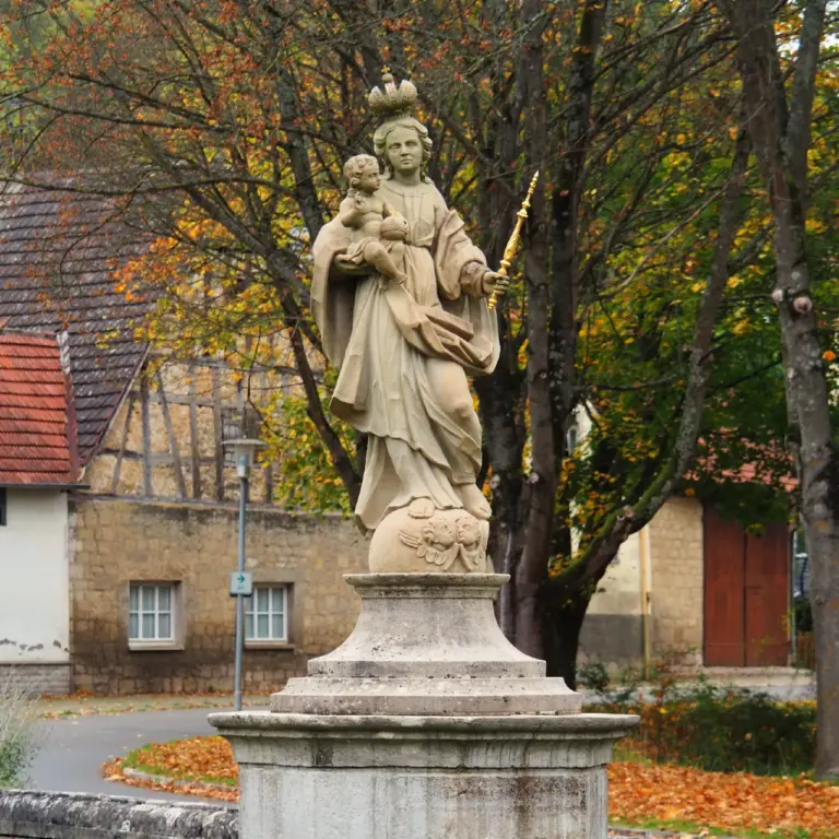 GEEK Gerhard Staib Himmelskönigin Maria mit Christuskind Grünfeldshausen q
