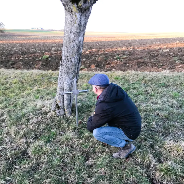 GEEK Martina Blaschka Unfallkreuz am Wegesrand Hegau q