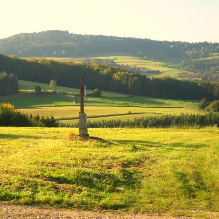 GEEK Martina Blaschka Wegkreuz Engen Zimmerholz q+b