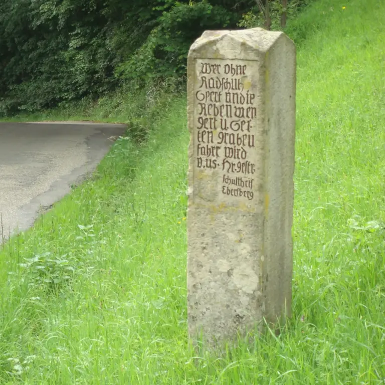 GEEK Reinhard Wolf Verkehrszeichen Radschuhstein bei Auenwald Ebersberg(1) q